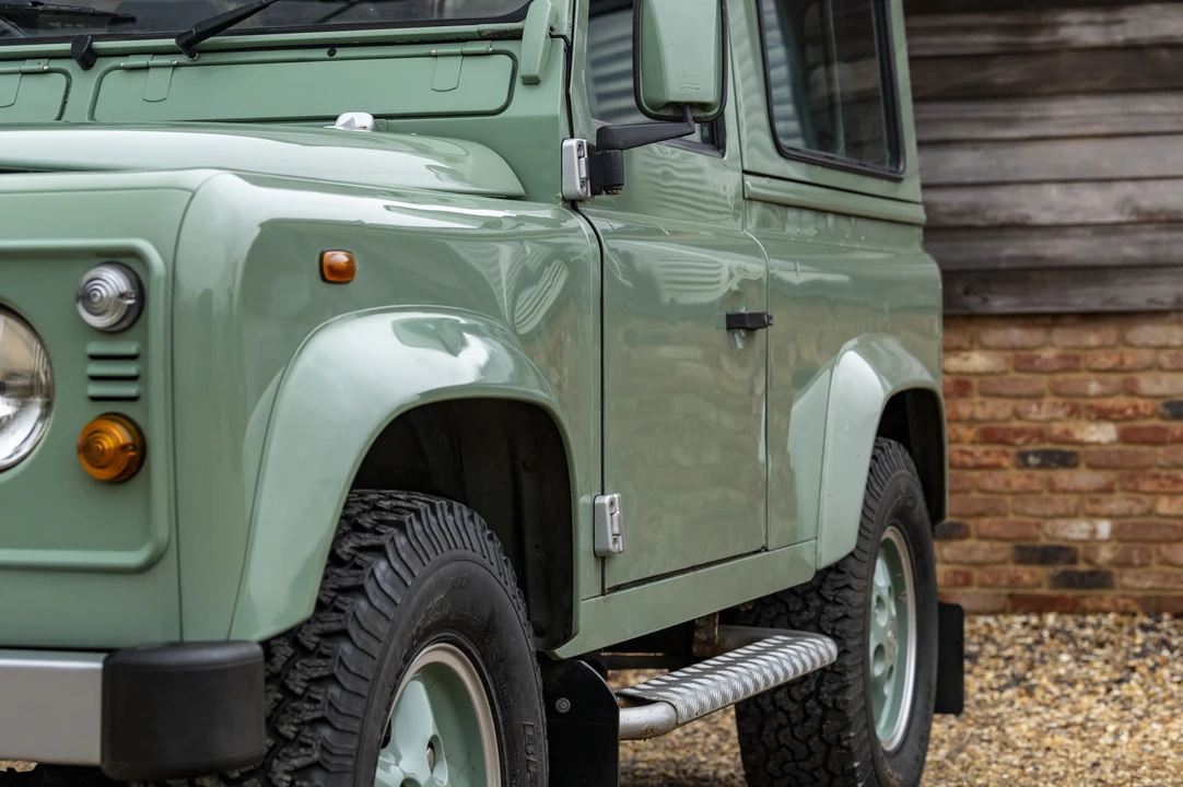 2000 Land Rover Defender 90 - Image 23 of 31