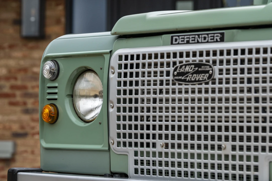2000 Land Rover Defender 90 - Image 24 of 31