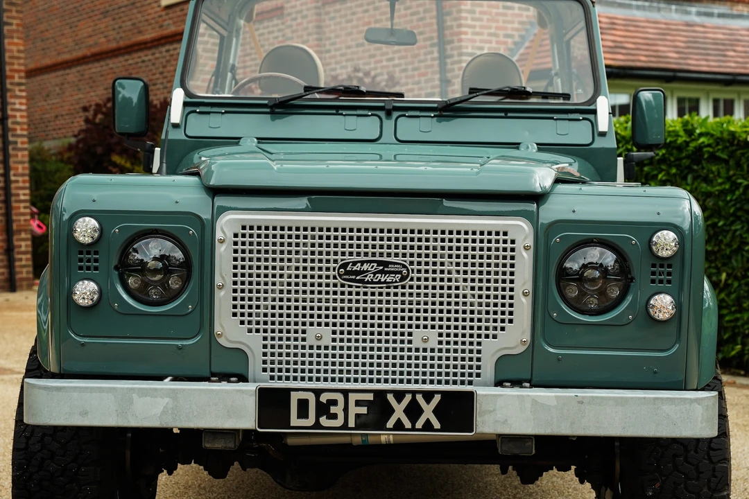 2000 Land Rover Defender 90 - Image 14 of 31