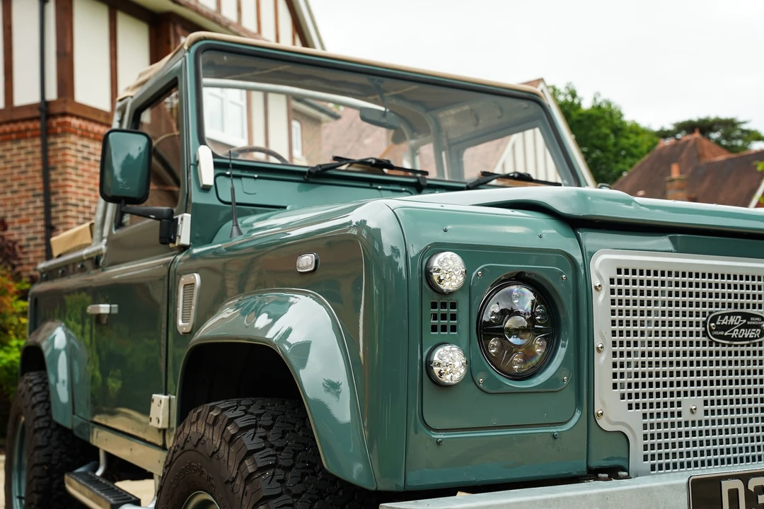 2000 Land Rover Defender 90 - Image 19 of 31