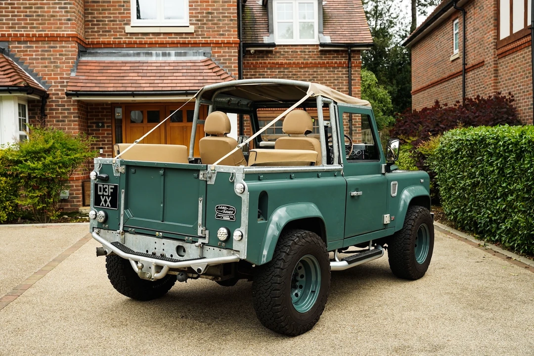 2000 Land Rover Defender 90 - Image 7 of 31
