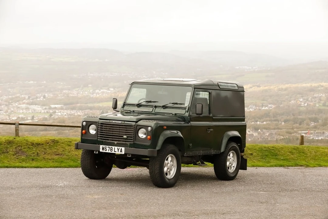 2000 Land Rover Defender 90 - Image 18 of 30