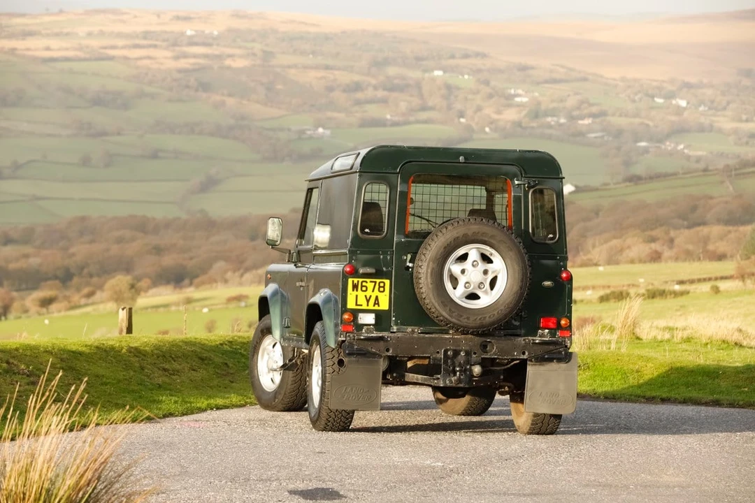 2000 Land Rover Defender 90 - Image 30 of 30