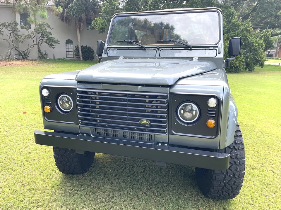 2000 Land Rover Defender 90 - Image 4 of 31