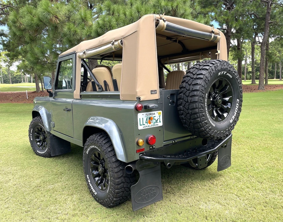 2000 Land Rover Defender 90 - Image 12 of 31