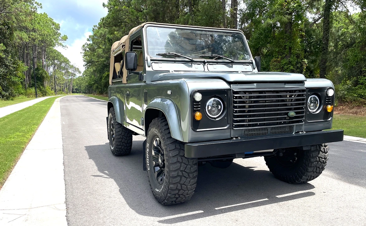 2000 Land Rover Defender 90 - Image 15 of 31