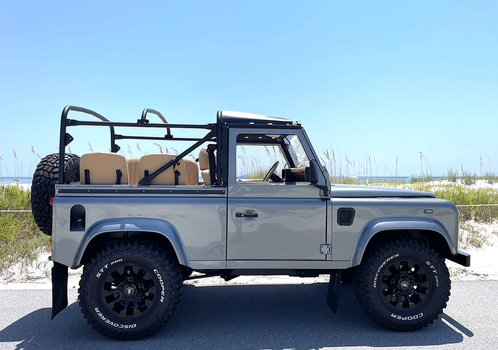 2000 Land Rover Defender 90 - Image 18 of 31