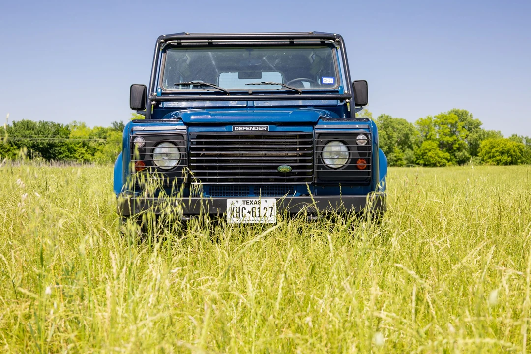 2000 Land Rover Defender 90 - Image 3 of 31