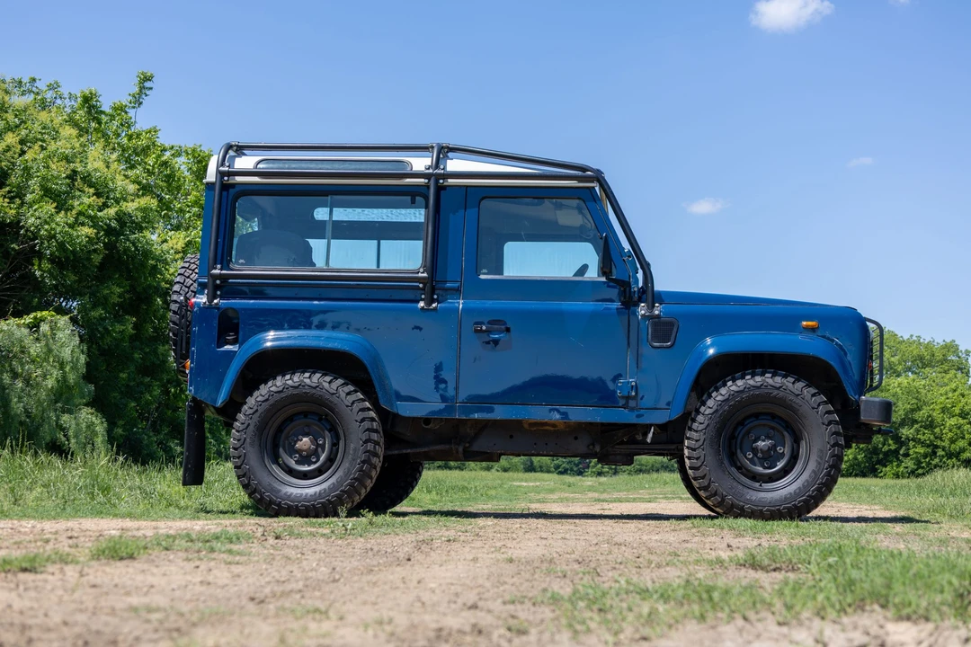 2000 Land Rover Defender 90 - Image 15 of 31