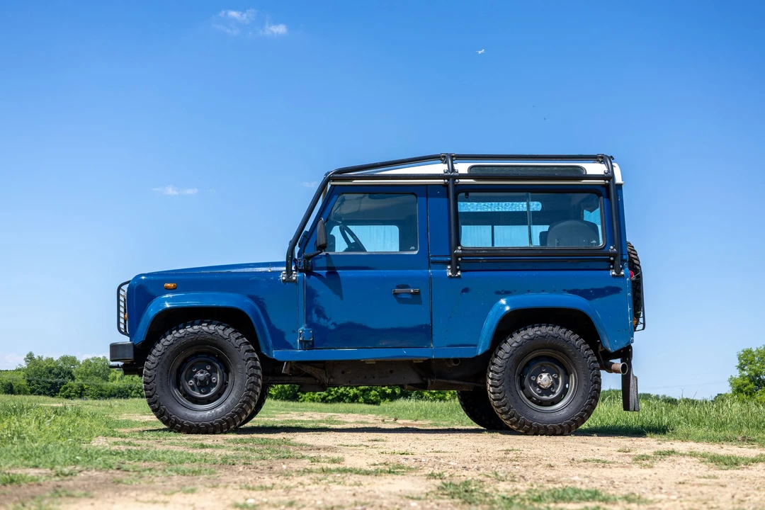 2000 Land Rover Defender 90 - Image 18 of 31