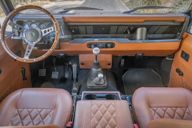 2000 Land Rover Defender 90 - Image 5 of 8