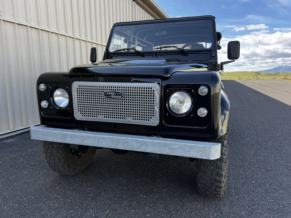 2000 Land Rover Defender 90 - Image 8 of 31