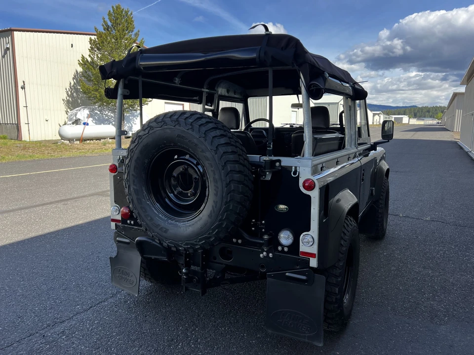 2000 Land Rover Defender 90 - Image 16 of 31