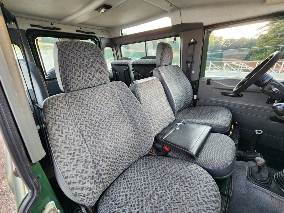 2000 Land Rover Defender - Image 22 of 31