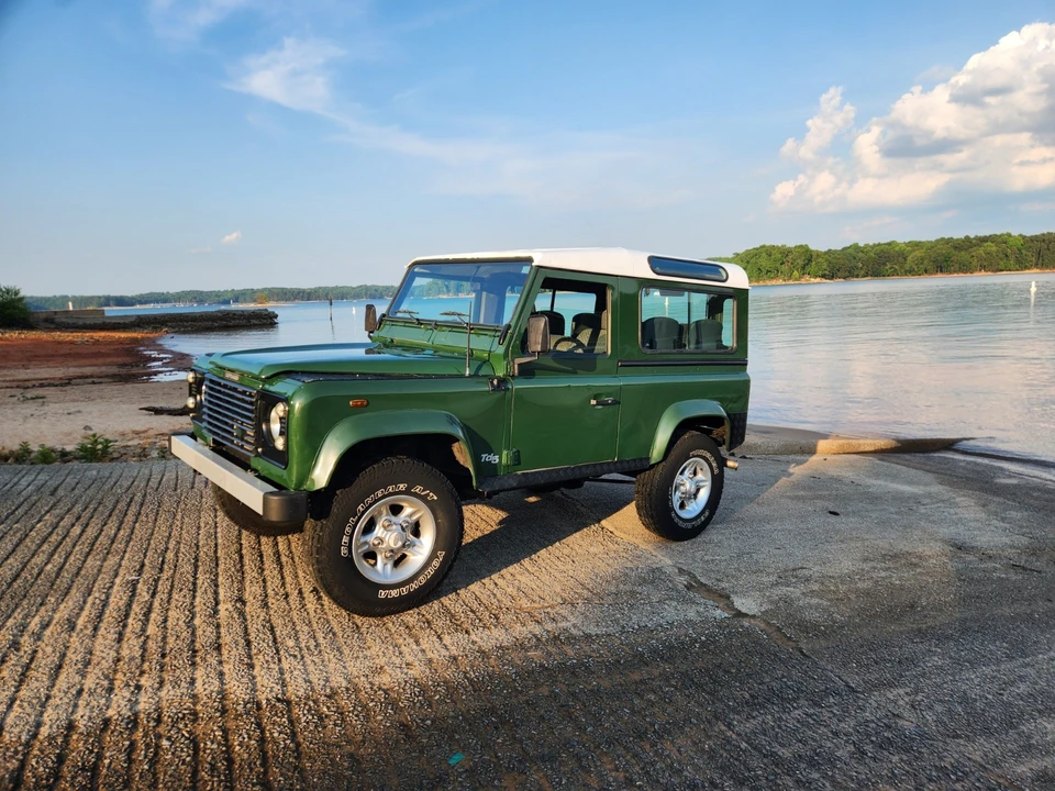 2000 Land Rover Defender - Image 5 of 31
