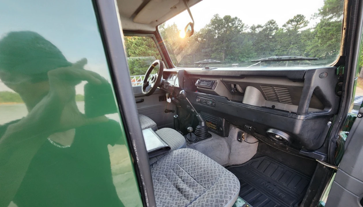2000 Land Rover Defender - Image 21 of 31