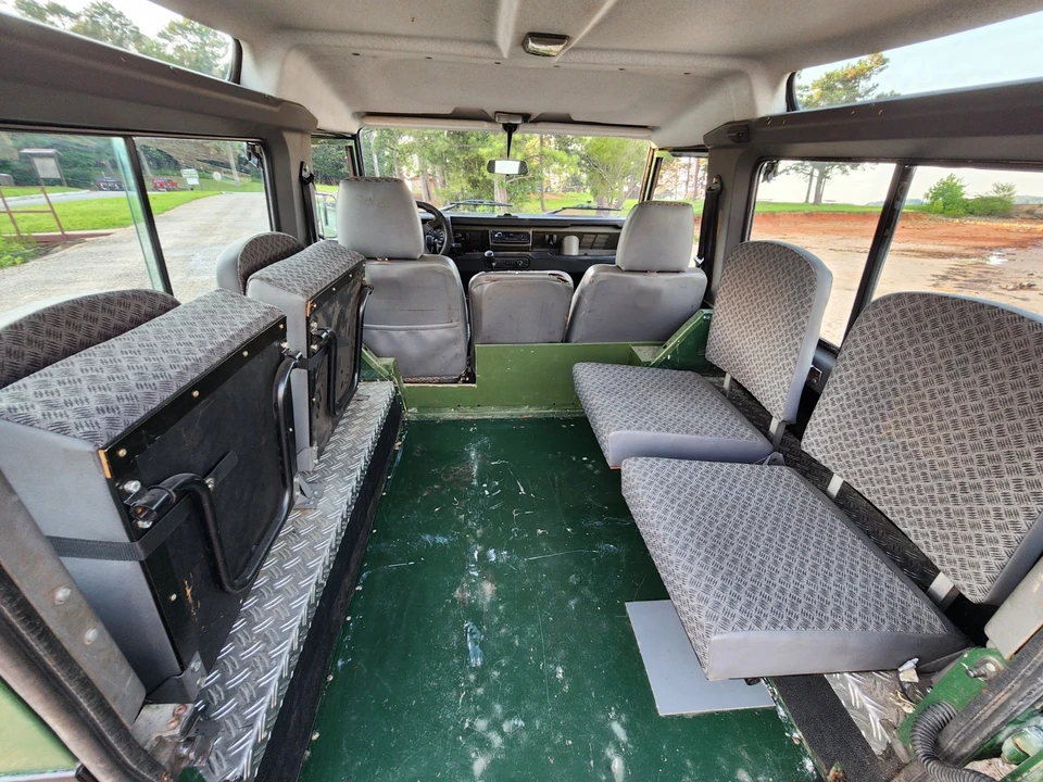2000 Land Rover Defender - Image 30 of 31
