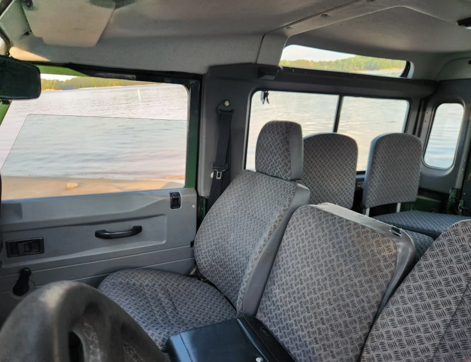 2000 Land Rover Defender - Image 28 of 31