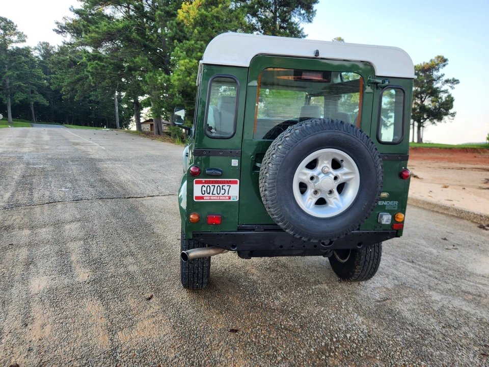 2000 Land Rover Defender - Image 8 of 31
