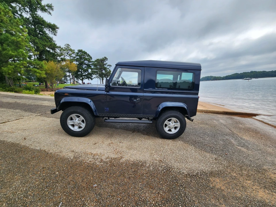 2000 Land Rover Defender 90 - Image 5 of 31