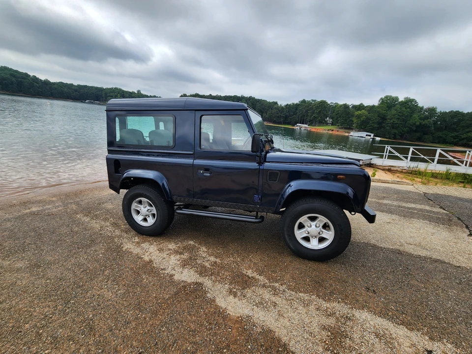 2000 Land Rover Defender 90 - Image 3 of 31