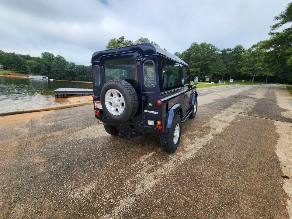 2000 Land Rover Defender 90 - Image 9 of 31