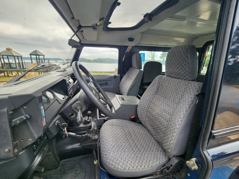 2000 Land Rover Defender 90 - Image 21 of 31