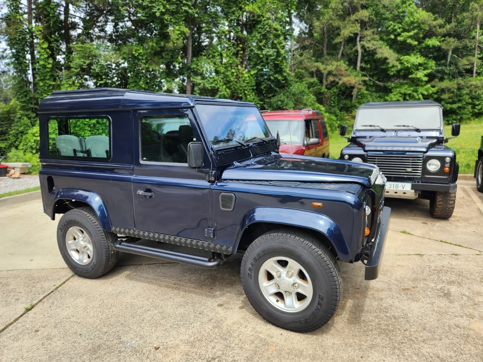 2000 Land Rover Defender 90 - Image 11 of 31