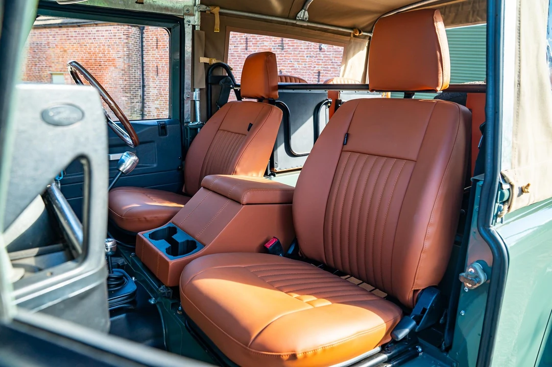 2000 Land Rover Defender - Image 28 of 31