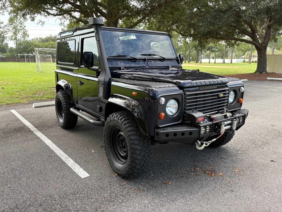 2000 Land Rover Defender - Image 10 of 29