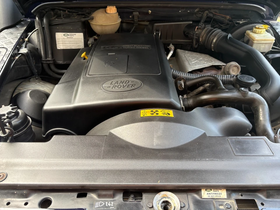 2000 Land Rover Defender - Image 25 of 29