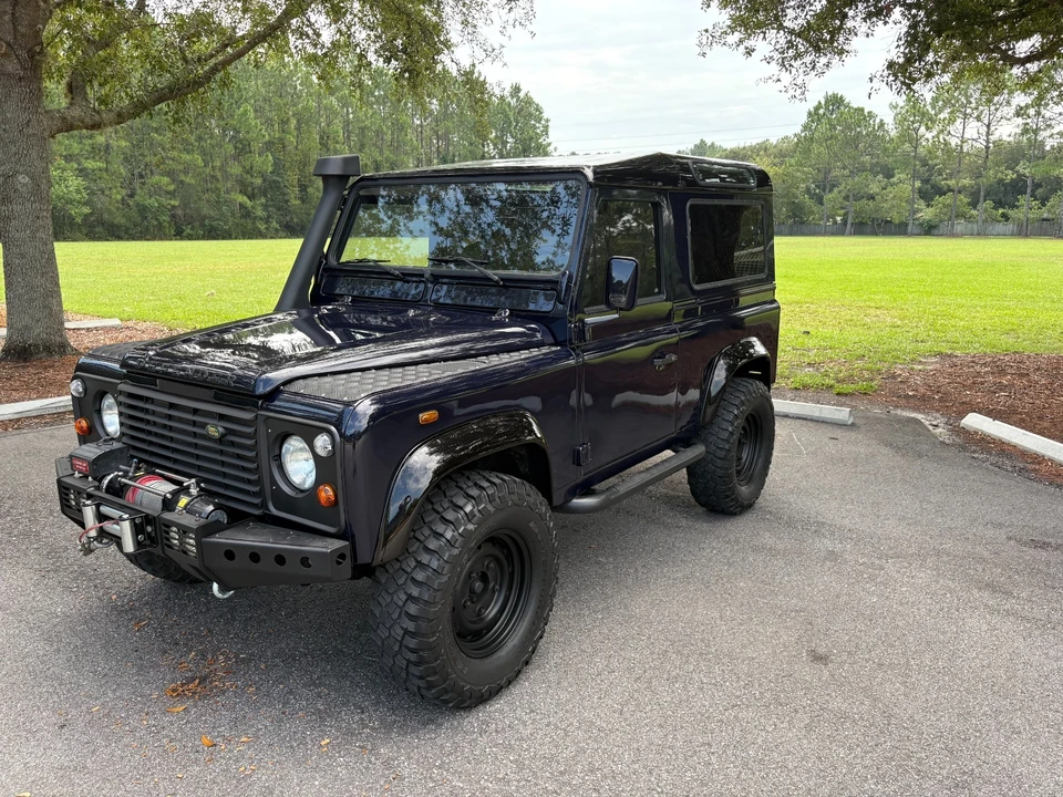 2000 Land Rover Defender - Image 7 of 29