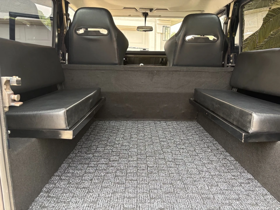 2000 Land Rover Defender - Image 15 of 23