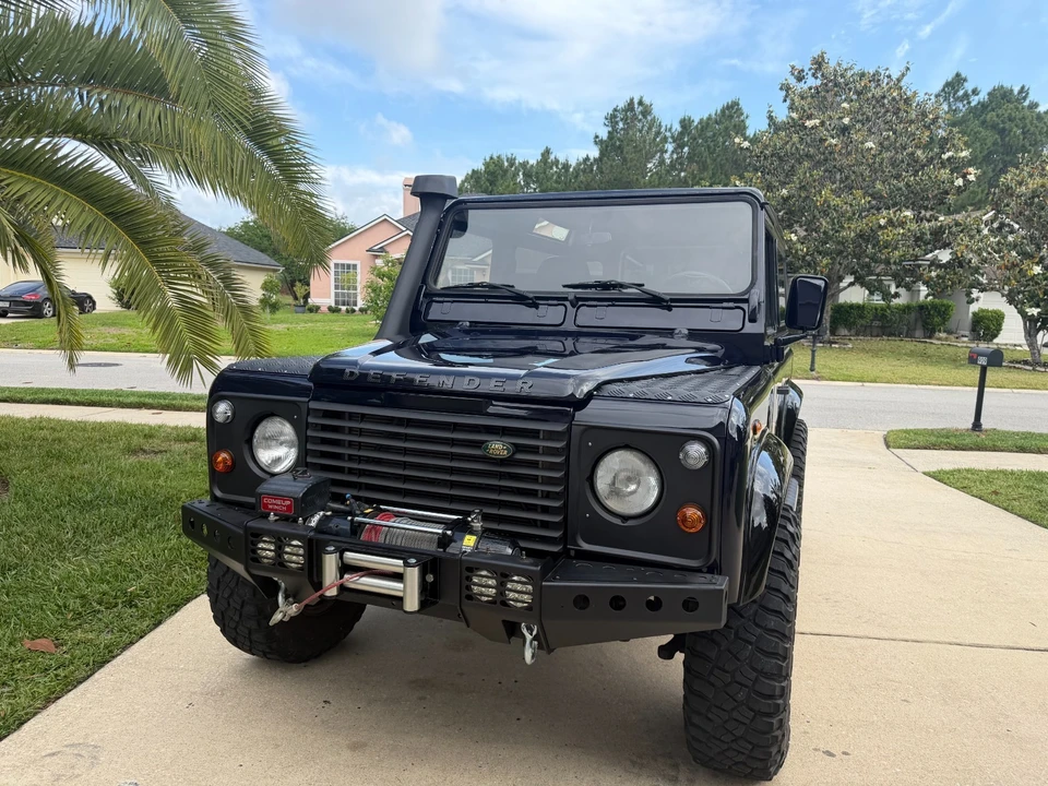 2000 Land Rover Defender - Image 3 of 23