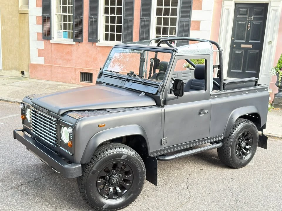 2000 Land Rover Defender - Image 2 of 14