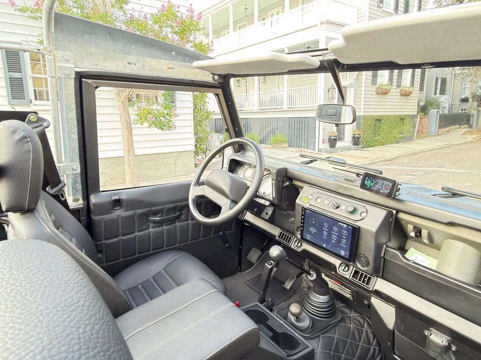 2000 Land Rover Defender - Image 6 of 14