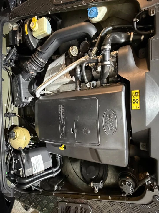 2000 Land Rover Defender - Image 14 of 14