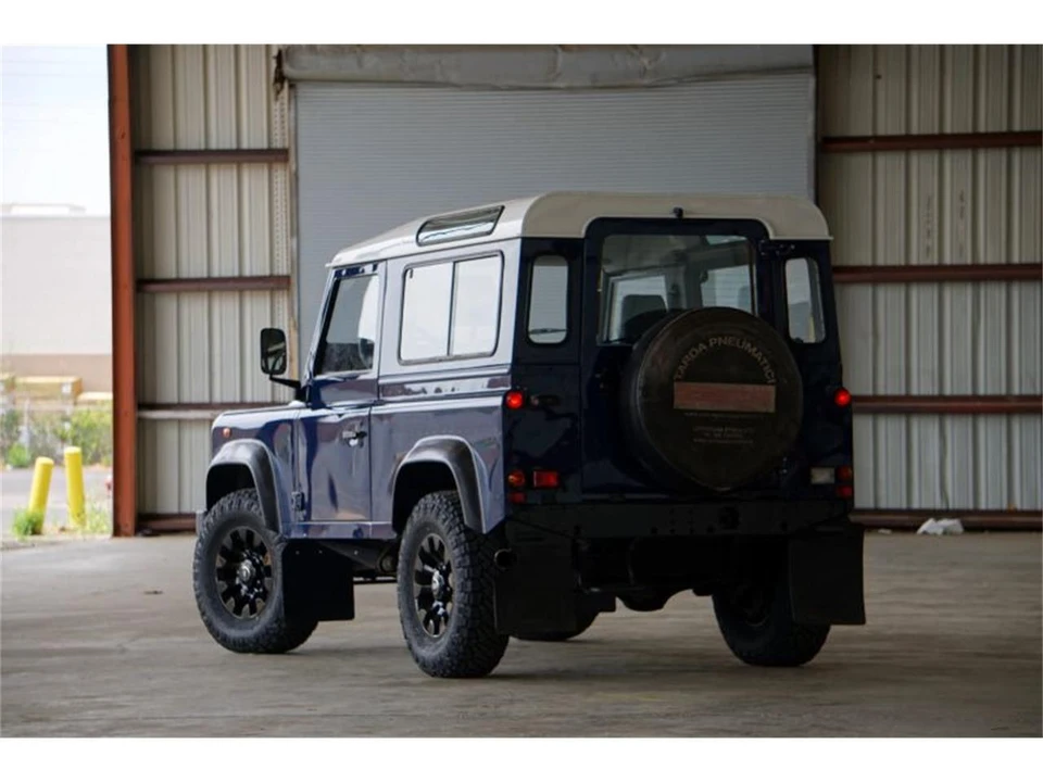 2000 Land Rover Defender - Image 5 of 31