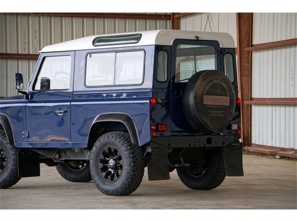 2000 Land Rover Defender - Image 8 of 31