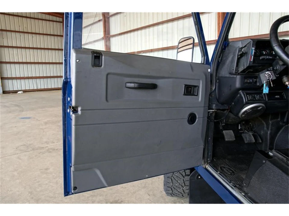 2000 Land Rover Defender - Image 26 of 31