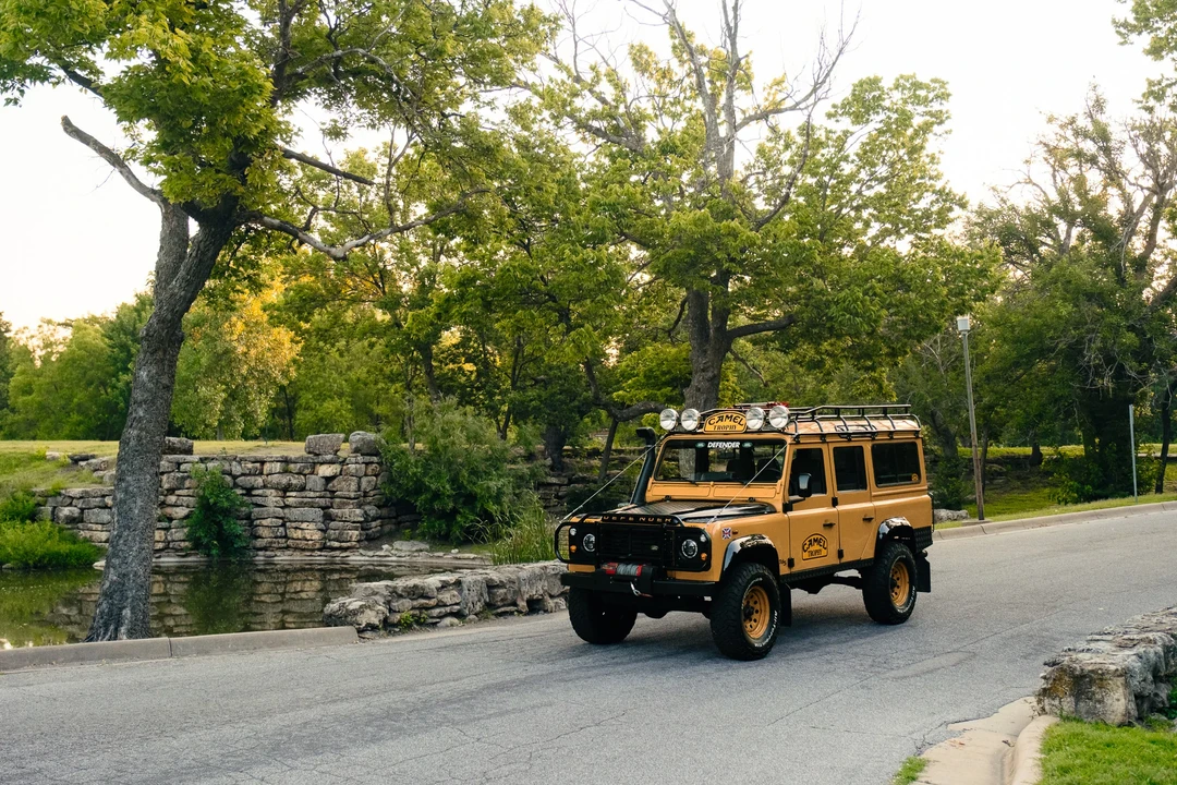 2000 Land Rover Defender - Image 7 of 31