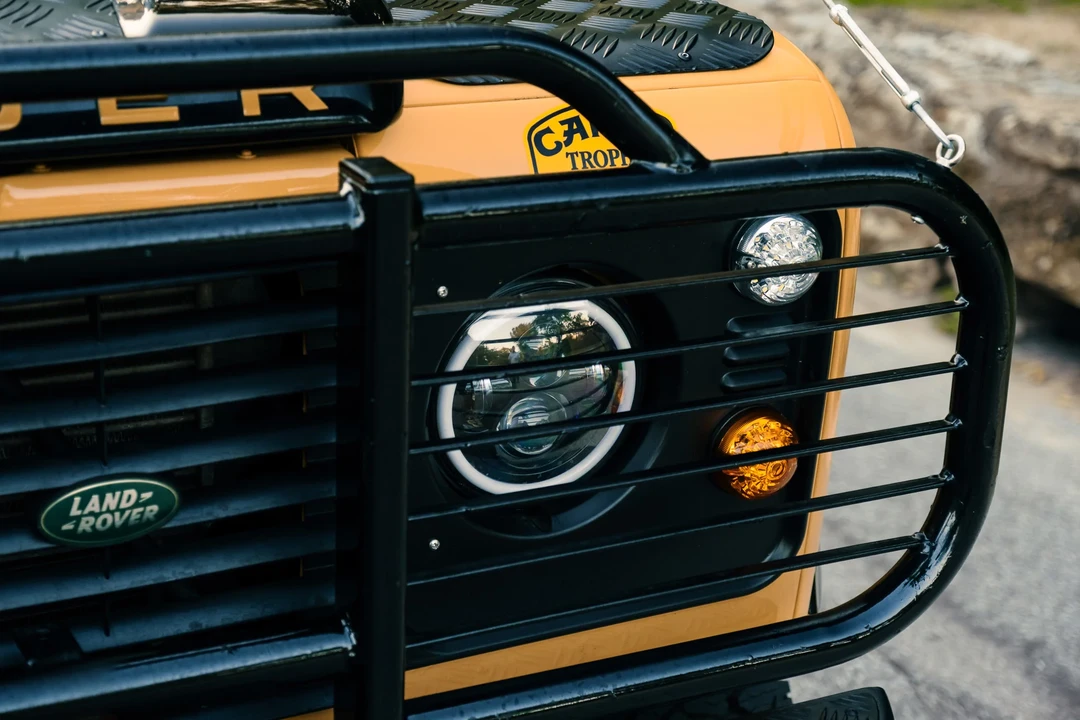 2000 Land Rover Defender - Image 19 of 31