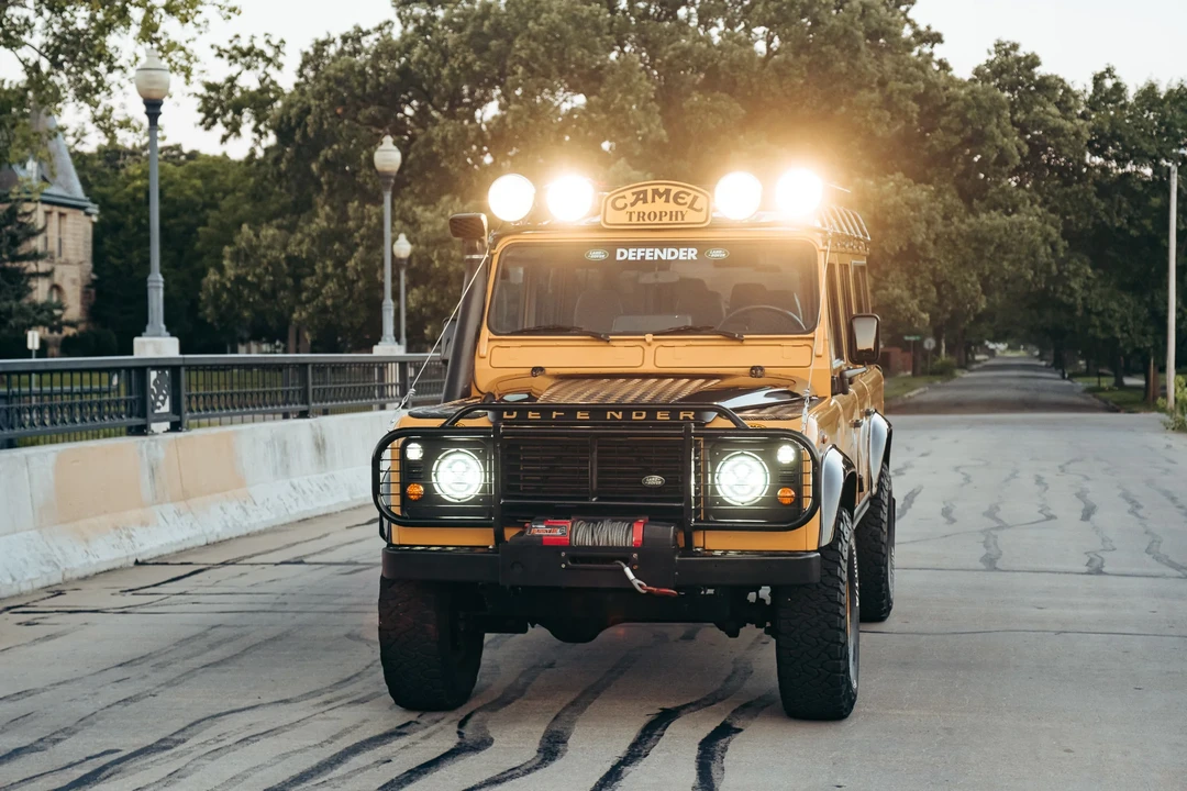 2000 Land Rover Defender - Image 5 of 31