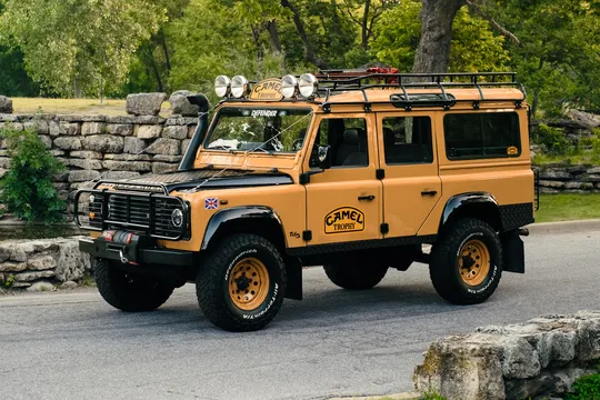2000 Land Rover Defender TD5 5-Speed LHD