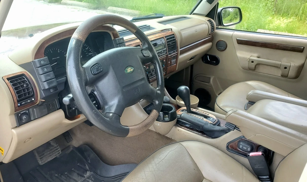 2000 Land Rover Discovery 2nd Gen - Image 13 of 21
