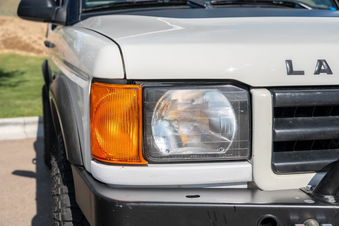 2000 Land Rover Discovery 2nd Gen - Image 16 of 31