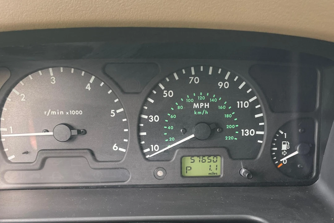 2000 Land Rover Discovery 2nd Gen - Image 29 of 31
