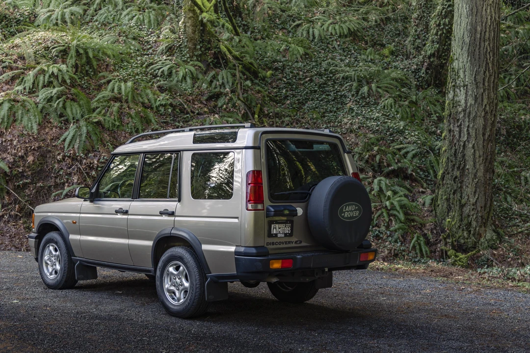 2000 Land Rover Discovery 2nd Gen - Image 11 of 31
