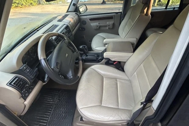 2000 Land Rover Discovery 2nd Gen - Image 5 of 7