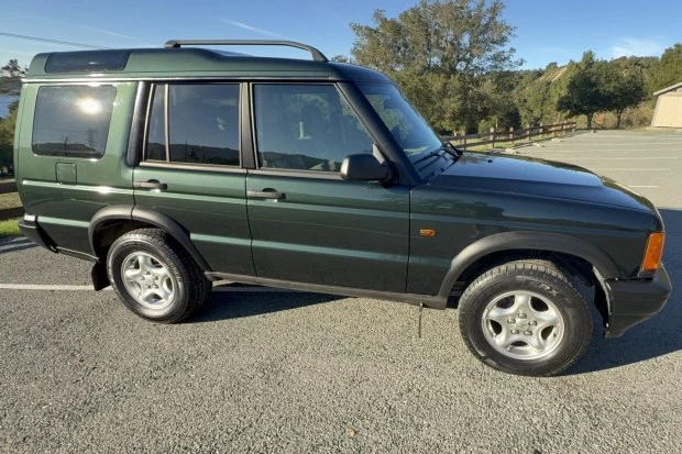2000 Land Rover Discovery 2nd Gen - Image 3 of 8
